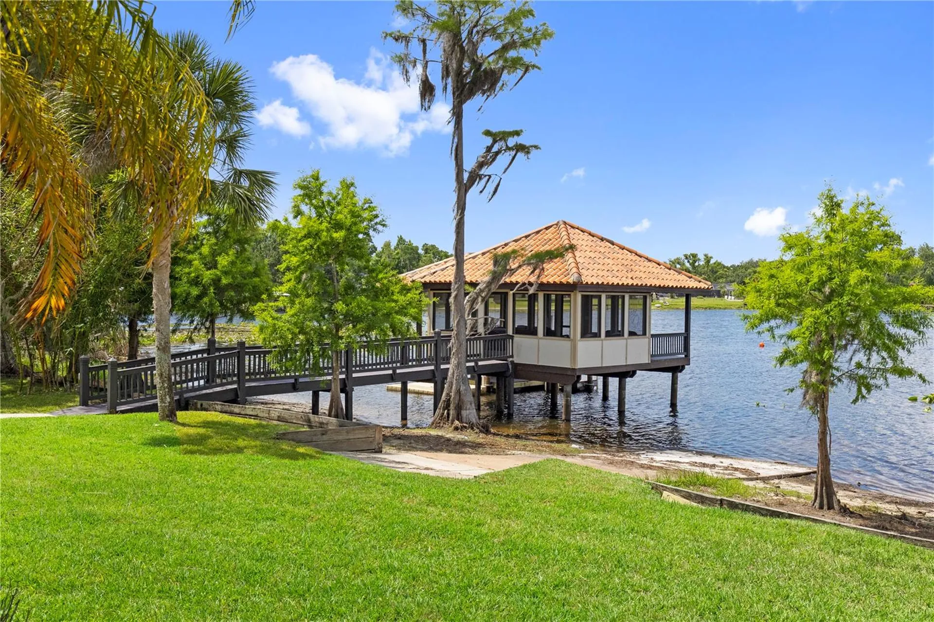 216 Lake Brant Drive Lutz FL 33548