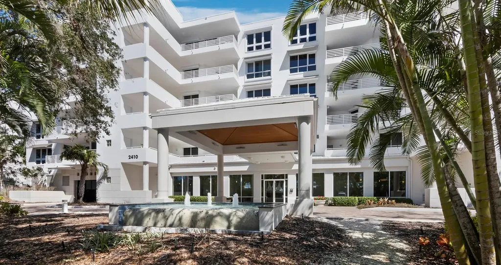 2410 Harbourside Drive Longboat Key FL 34228