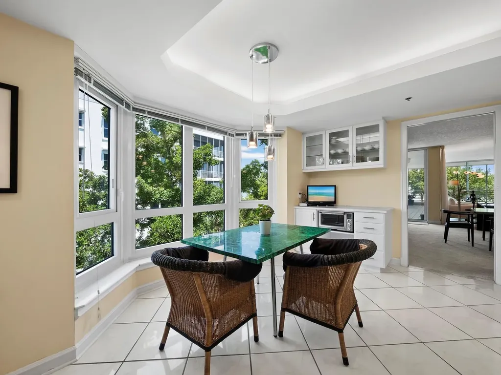 2410 Harbourside Drive Longboat Key FL 34228