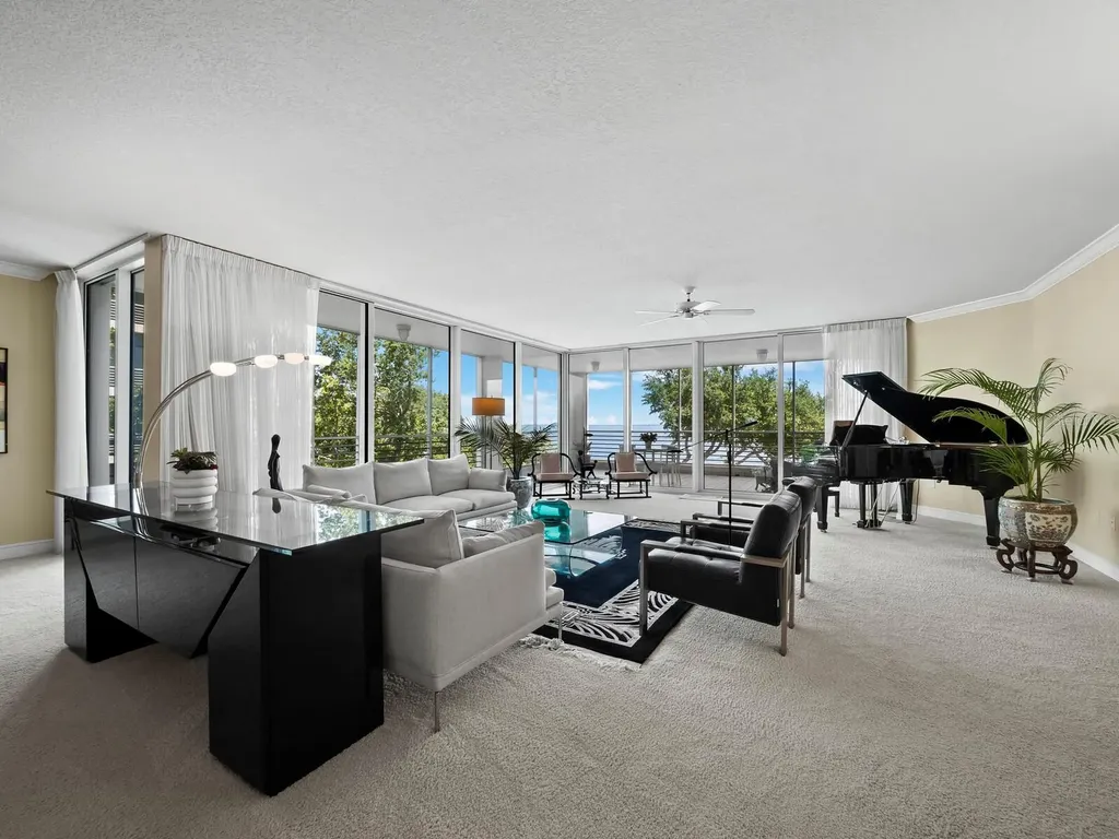 2410 Harbourside Drive Longboat Key FL 34228