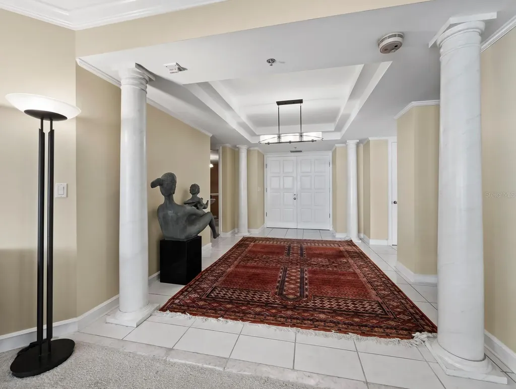 2410 Harbourside Drive Longboat Key FL 34228