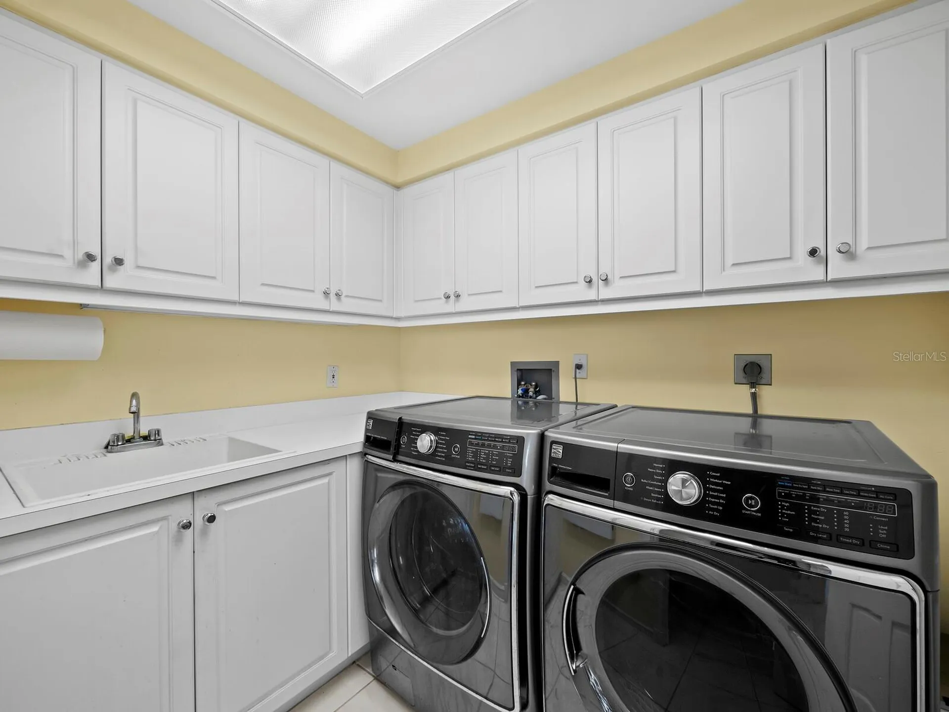 2410 Harbourside Drive Longboat Key FL 34228