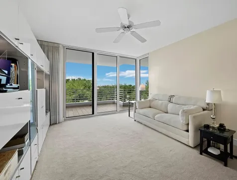 2410 Harbourside Drive Longboat Key FL 34228