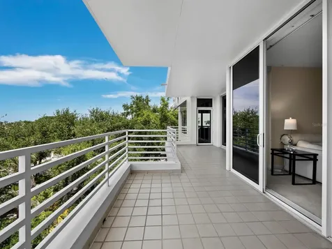2410 Harbourside Drive Longboat Key FL 34228