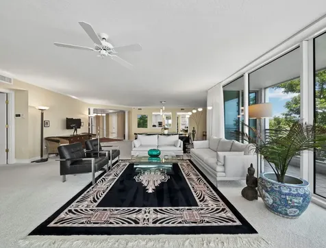 2410 Harbourside Drive Longboat Key FL 34228