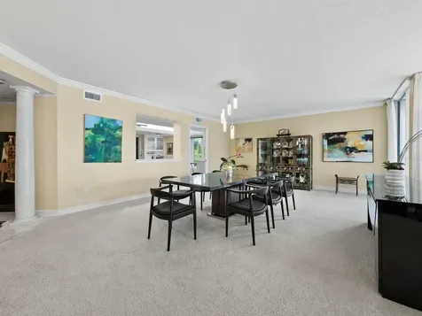 2410 Harbourside Drive Longboat Key FL 34228