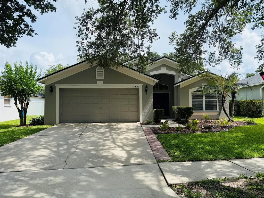 2508 Allwood Avenue Valrico FL 33596