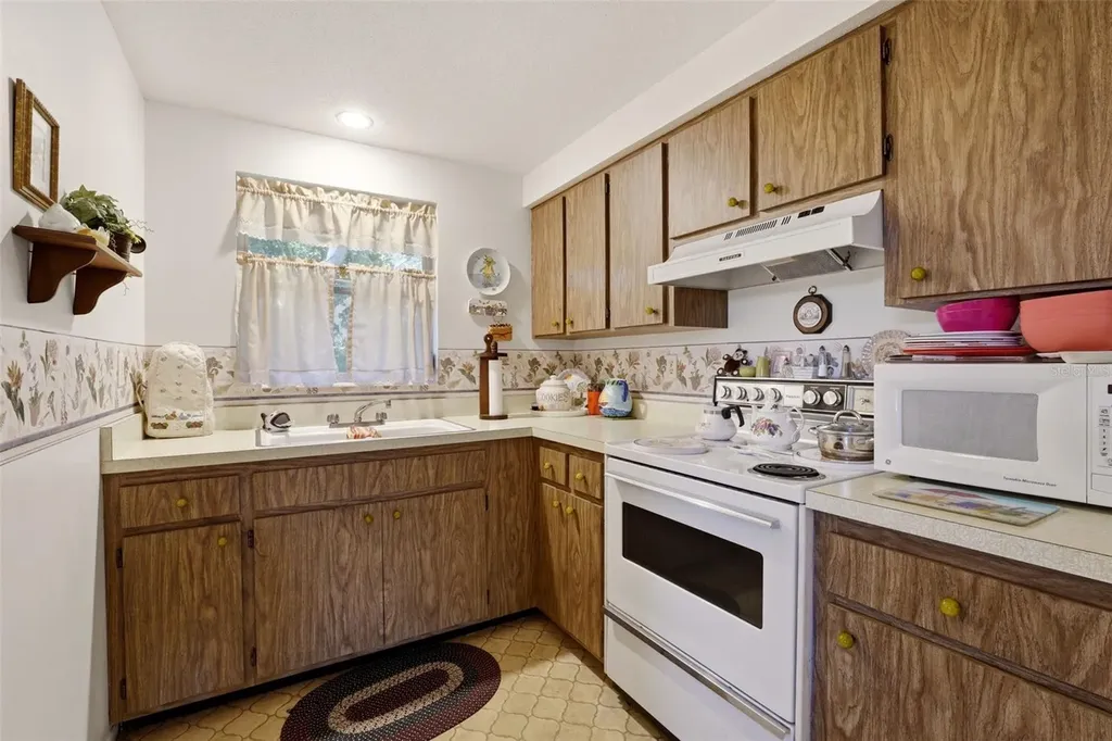 1240 S Venice Boulevard Venice FL 34293