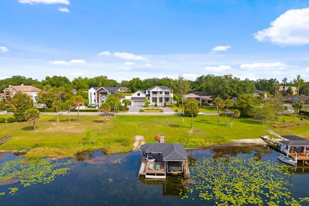 747 N Lake Sybelia Drive Maitland FL 32751