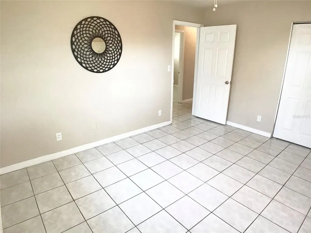 4720 W Leila Avenue Tampa FL 33616