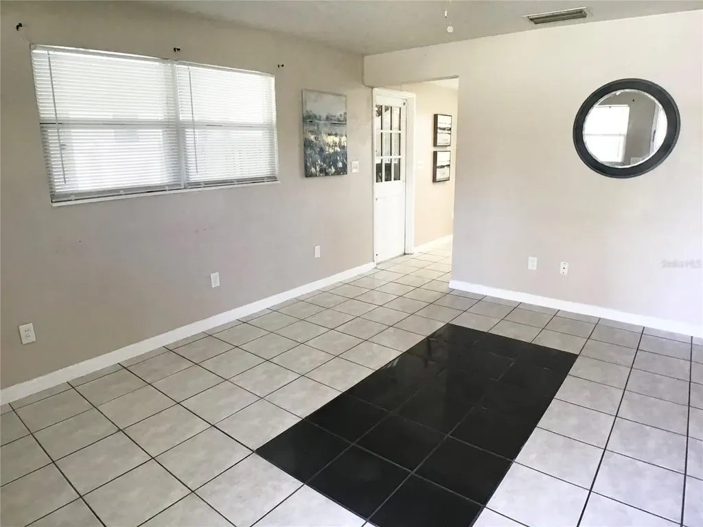 4720 W Leila Avenue Tampa FL 33616