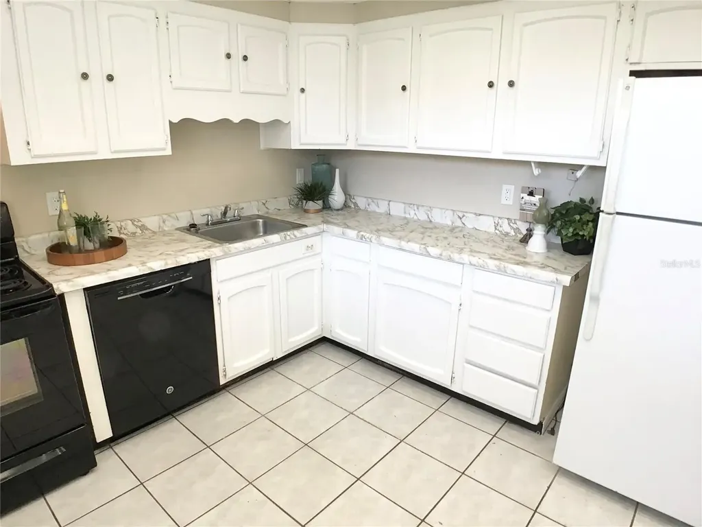 4720 W Leila Avenue Tampa FL 33616