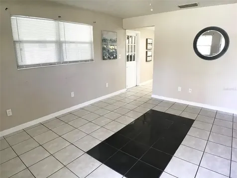 4720 W Leila Avenue Tampa FL 33616