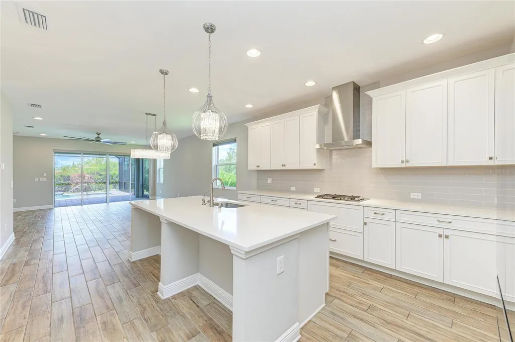 4745 Antrim Drive Sarasota FL 34240