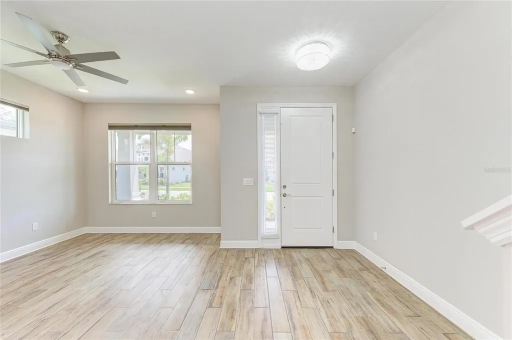 4745 Antrim Drive Sarasota FL 34240