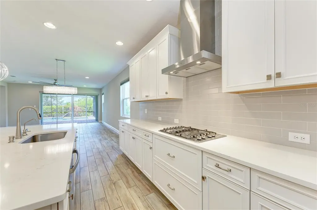 4745 Antrim Drive Sarasota FL 34240