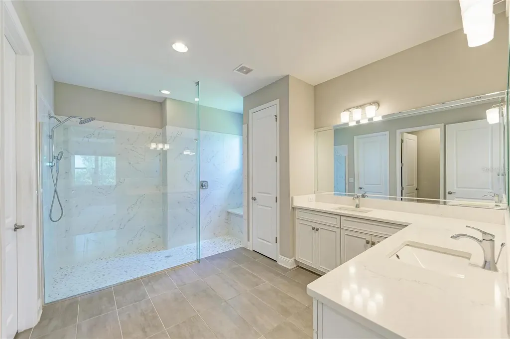 4745 Antrim Drive Sarasota FL 34240
