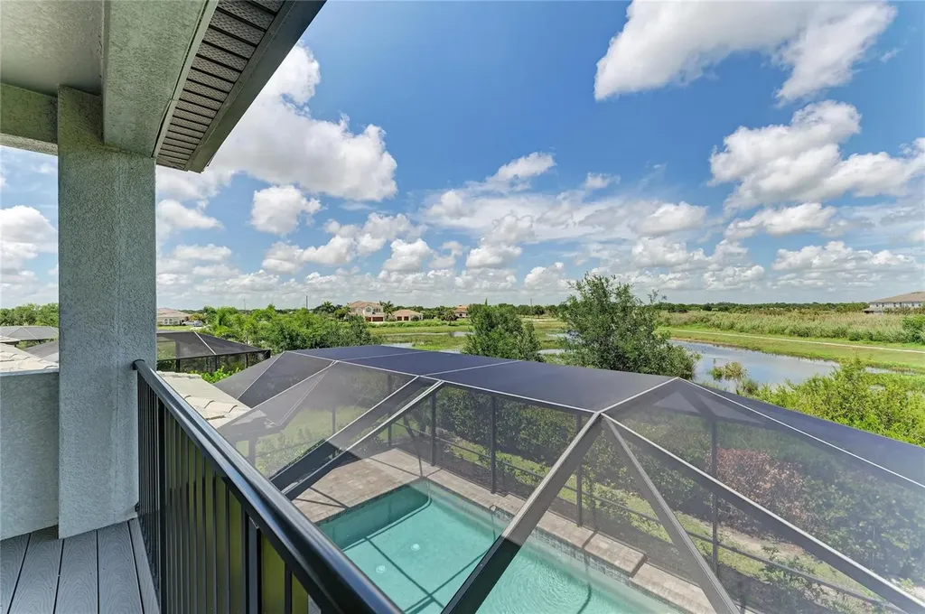 4745 Antrim Drive Sarasota FL 34240