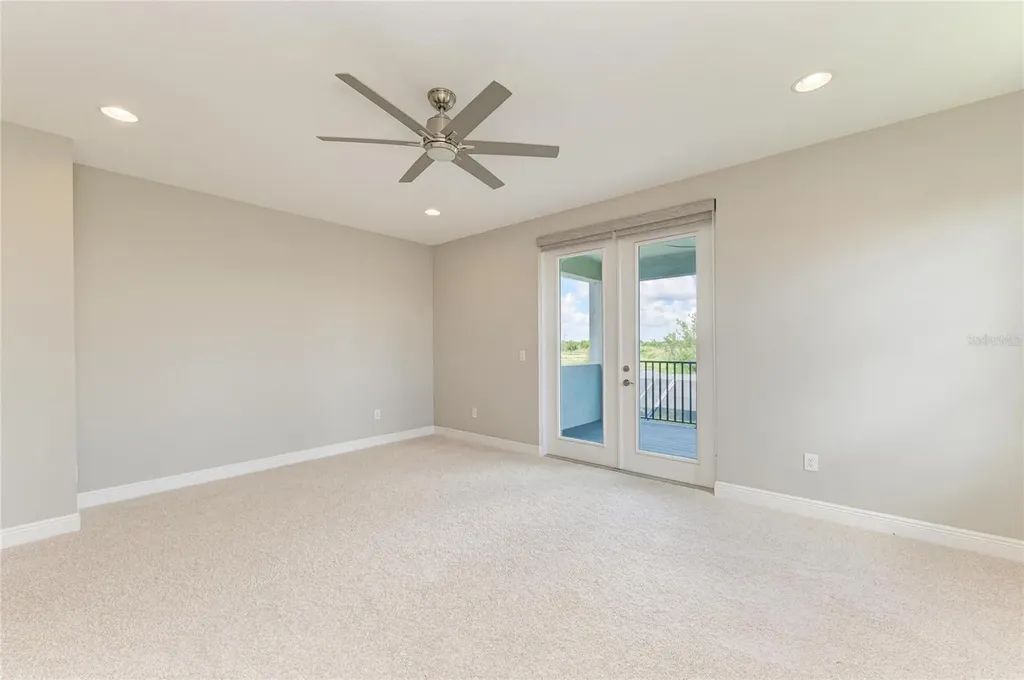 4745 Antrim Drive Sarasota FL 34240