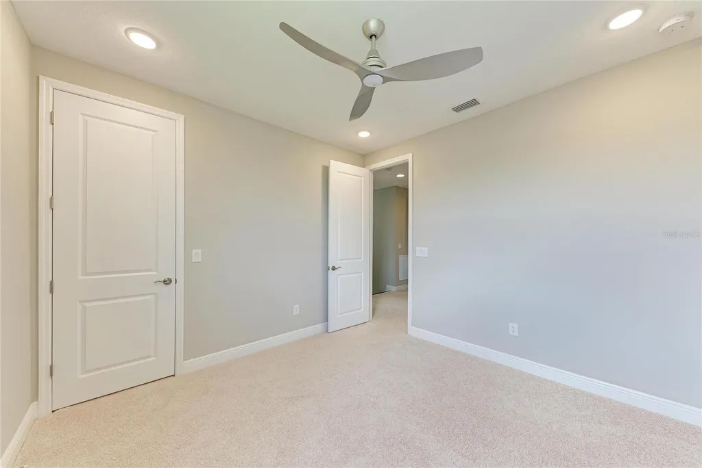 4745 Antrim Drive Sarasota FL 34240