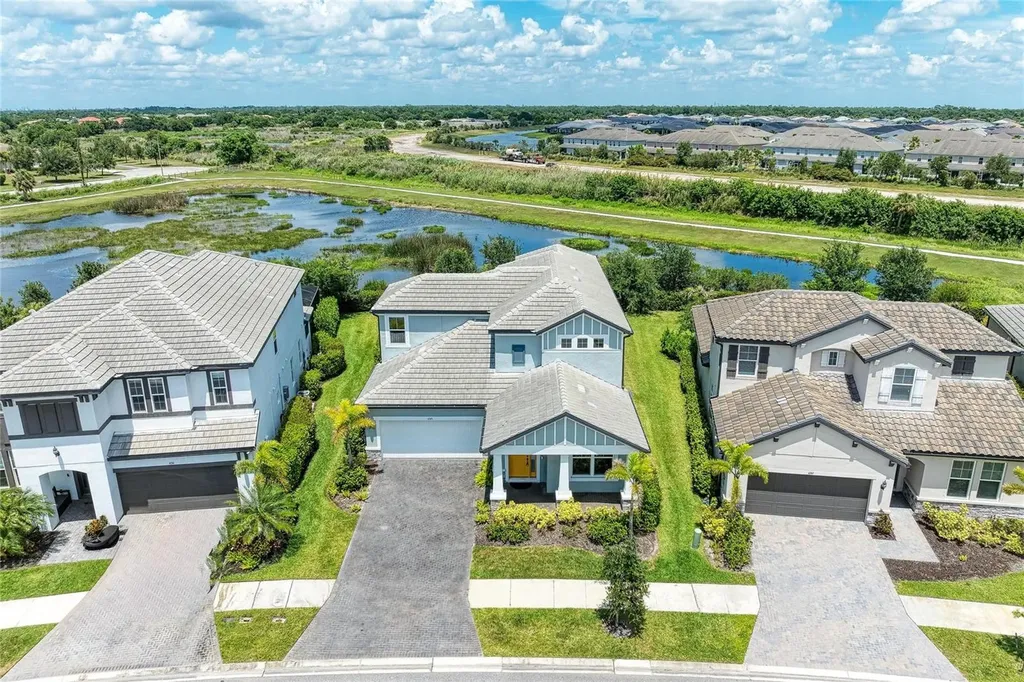 4745 Antrim Drive Sarasota FL 34240