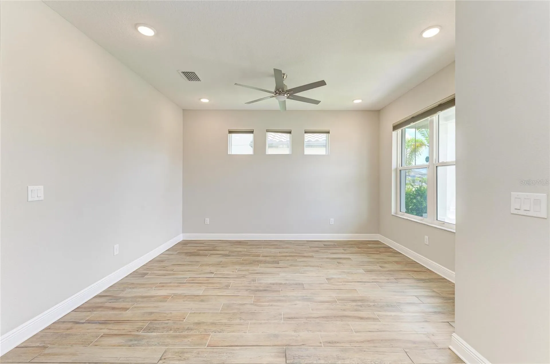 4745 Antrim Drive Sarasota FL 34240