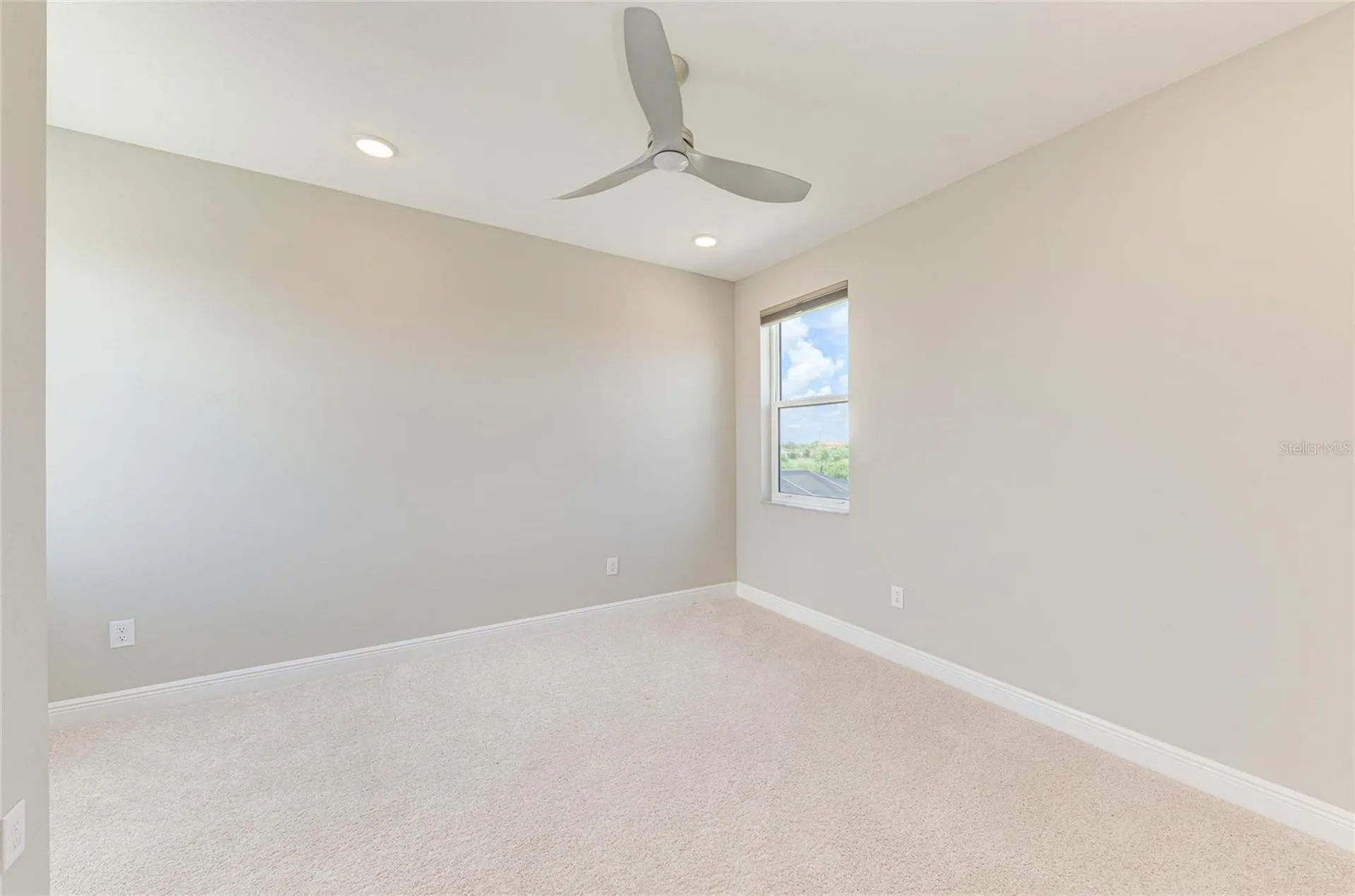 4745 Antrim Drive Sarasota FL 34240