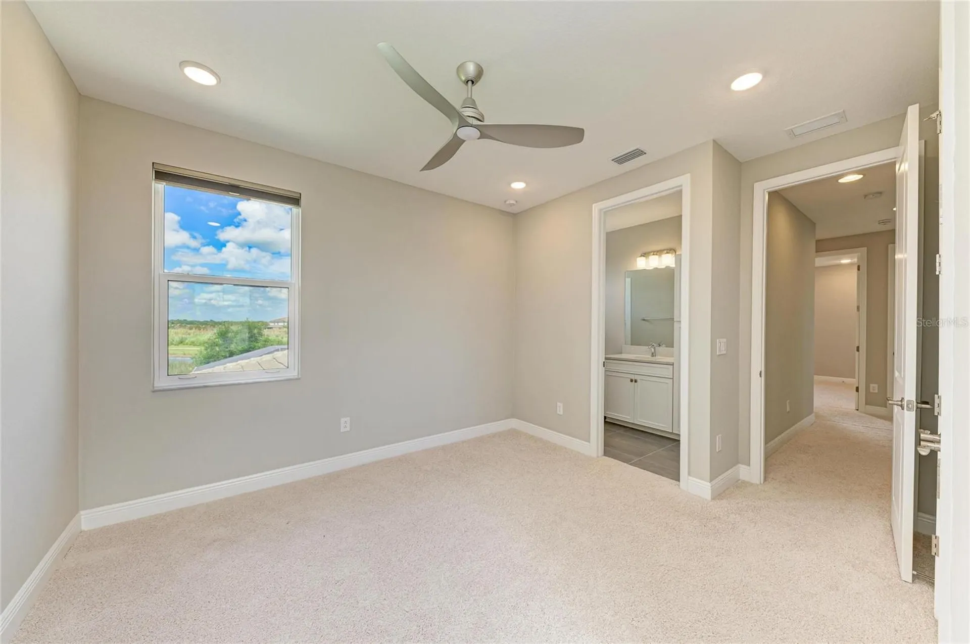 4745 Antrim Drive Sarasota FL 34240