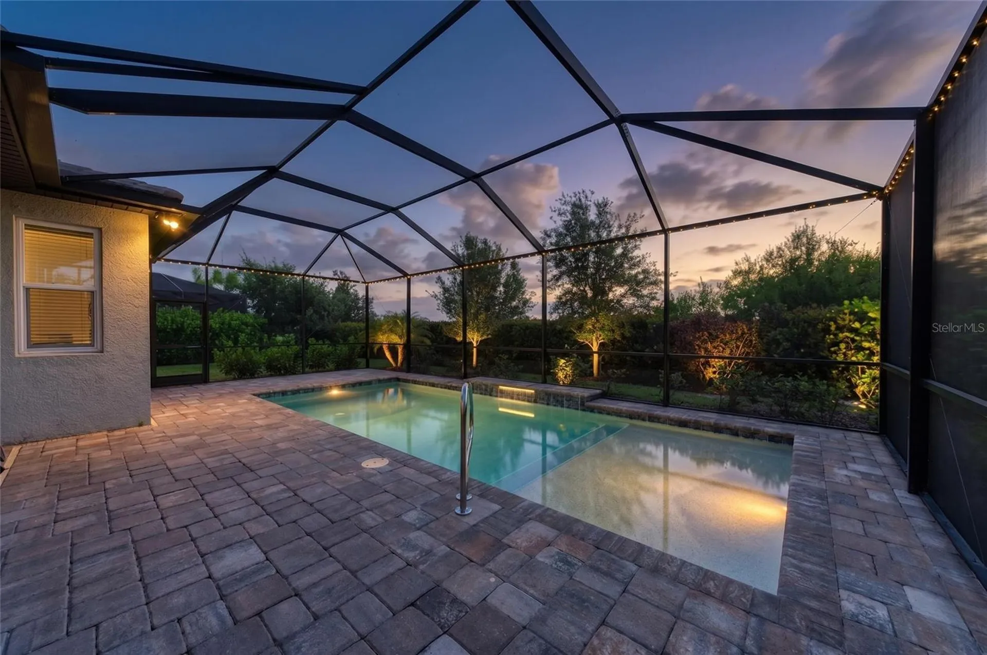 4745 Antrim Drive Sarasota FL 34240