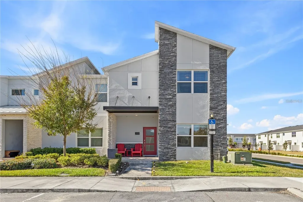 200 Ocean Course Avenue Davenport FL 33896