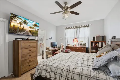 2487 Seven Oaks Drive St Cloud FL 34772