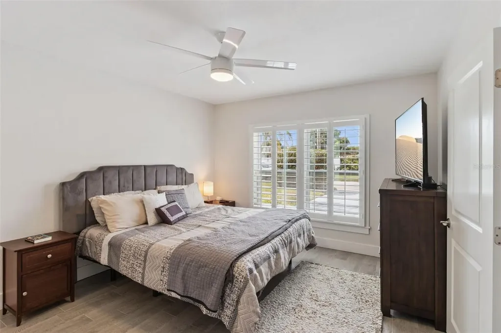 1761 65th Avenue N St Petersburg FL 33702