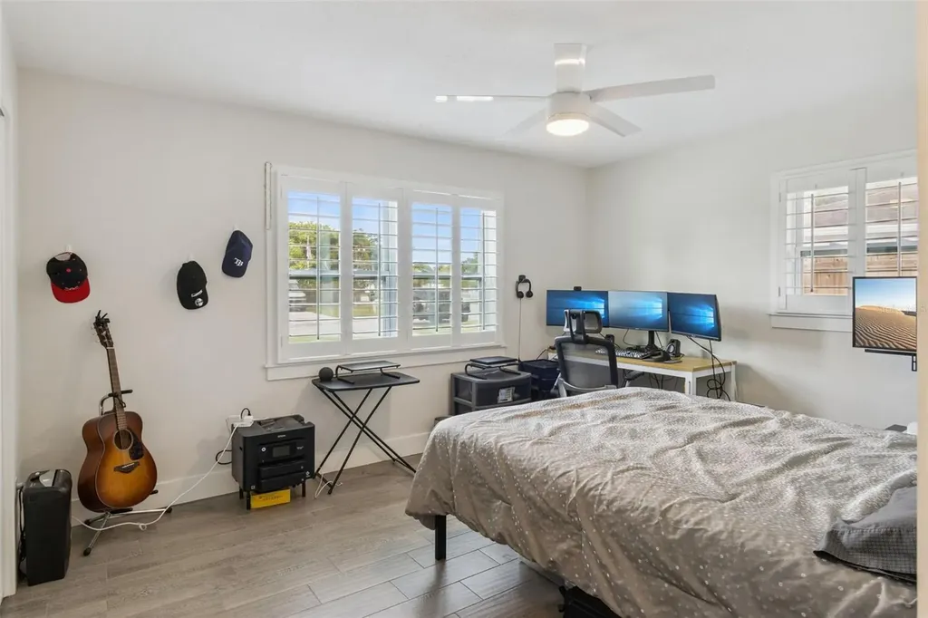 1761 65th Avenue N St Petersburg FL 33702
