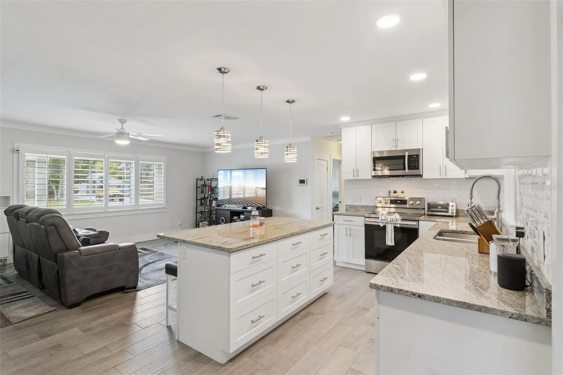 1761 65th Avenue N St Petersburg FL 33702