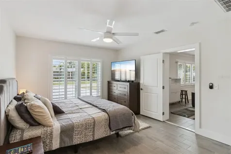1761 65th Avenue N St Petersburg FL 33702