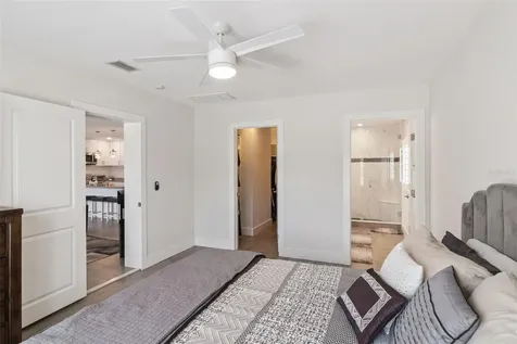 1761 65th Avenue N St Petersburg FL 33702