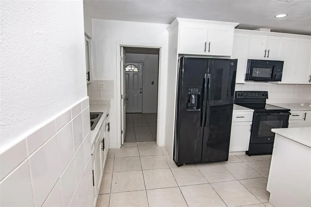 5810 N Thatcher Avenue Tampa FL 33614