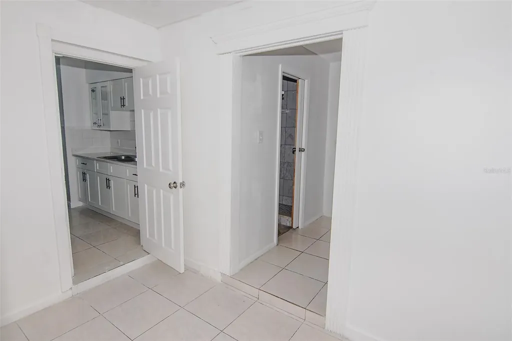 5810 N Thatcher Avenue Tampa FL 33614