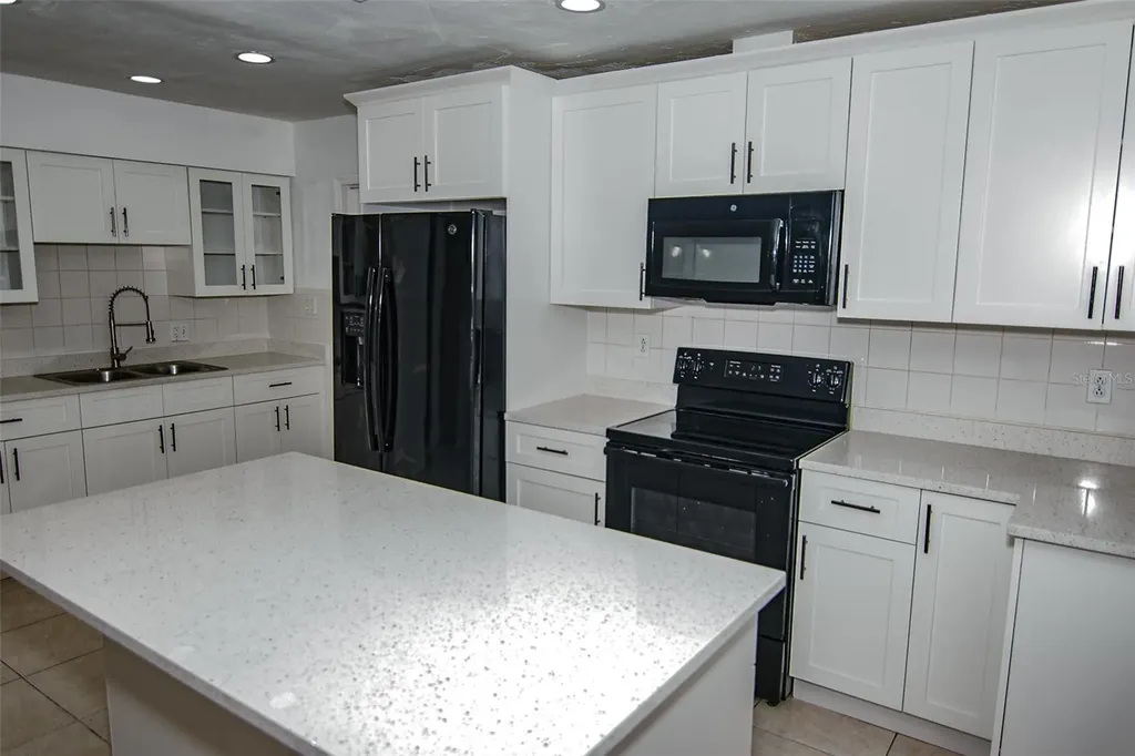 5810 N Thatcher Avenue Tampa FL 33614