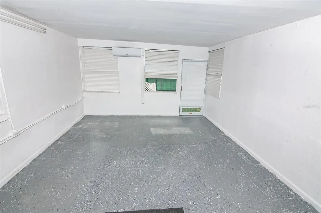 5810 N Thatcher Avenue Tampa FL 33614