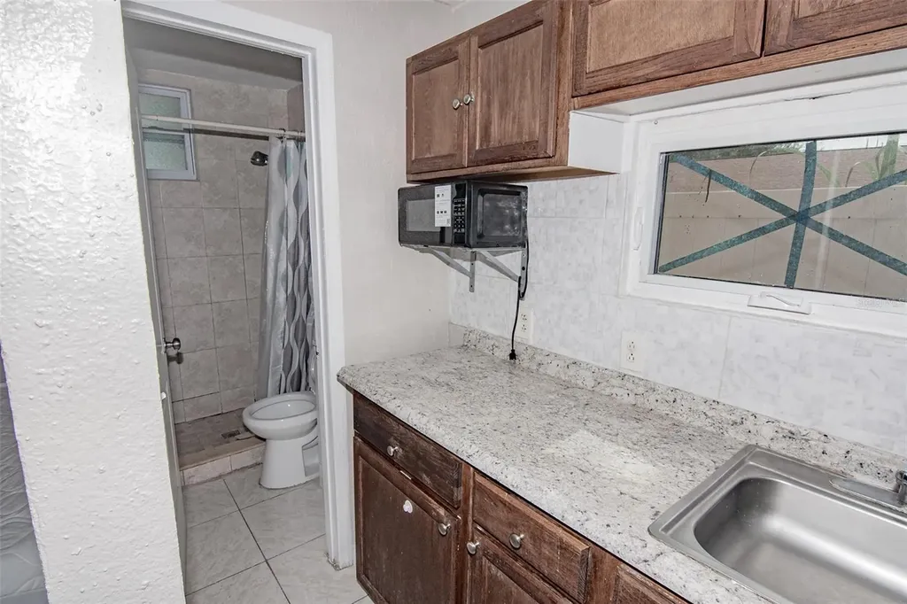 5810 N Thatcher Avenue Tampa FL 33614