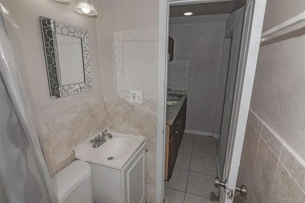 5810 N Thatcher Avenue Tampa FL 33614