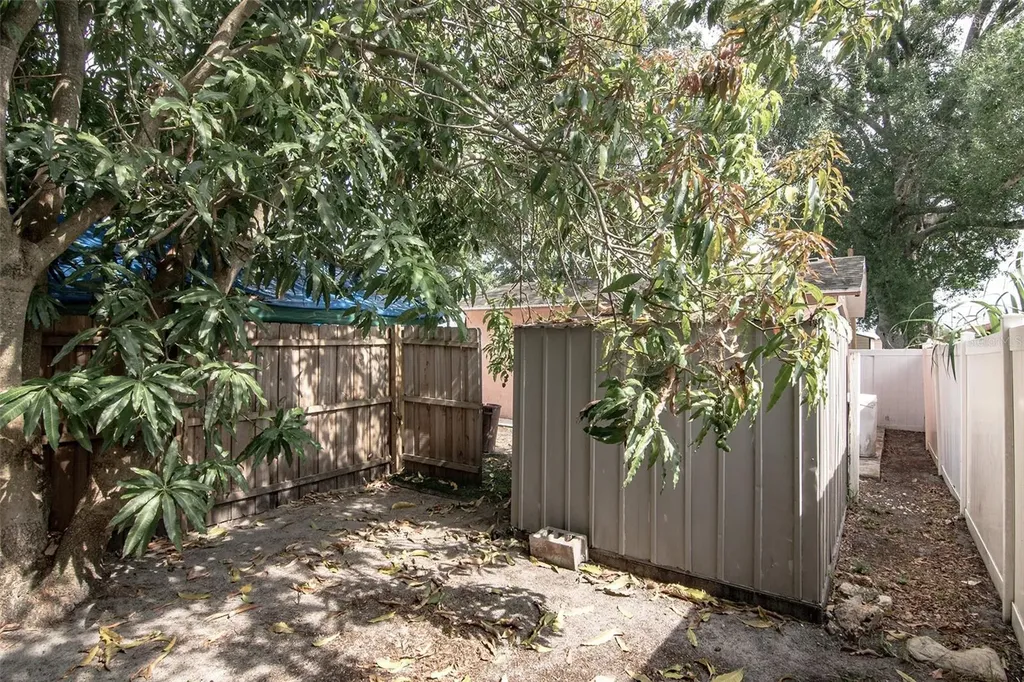 5810 N Thatcher Avenue Tampa FL 33614