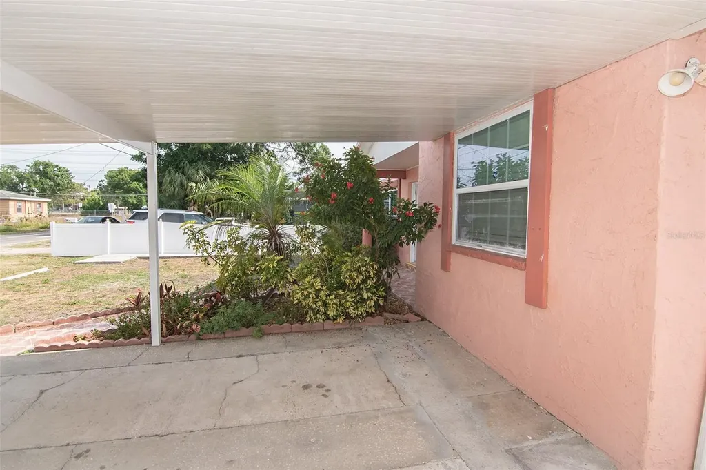 5810 N Thatcher Avenue Tampa FL 33614