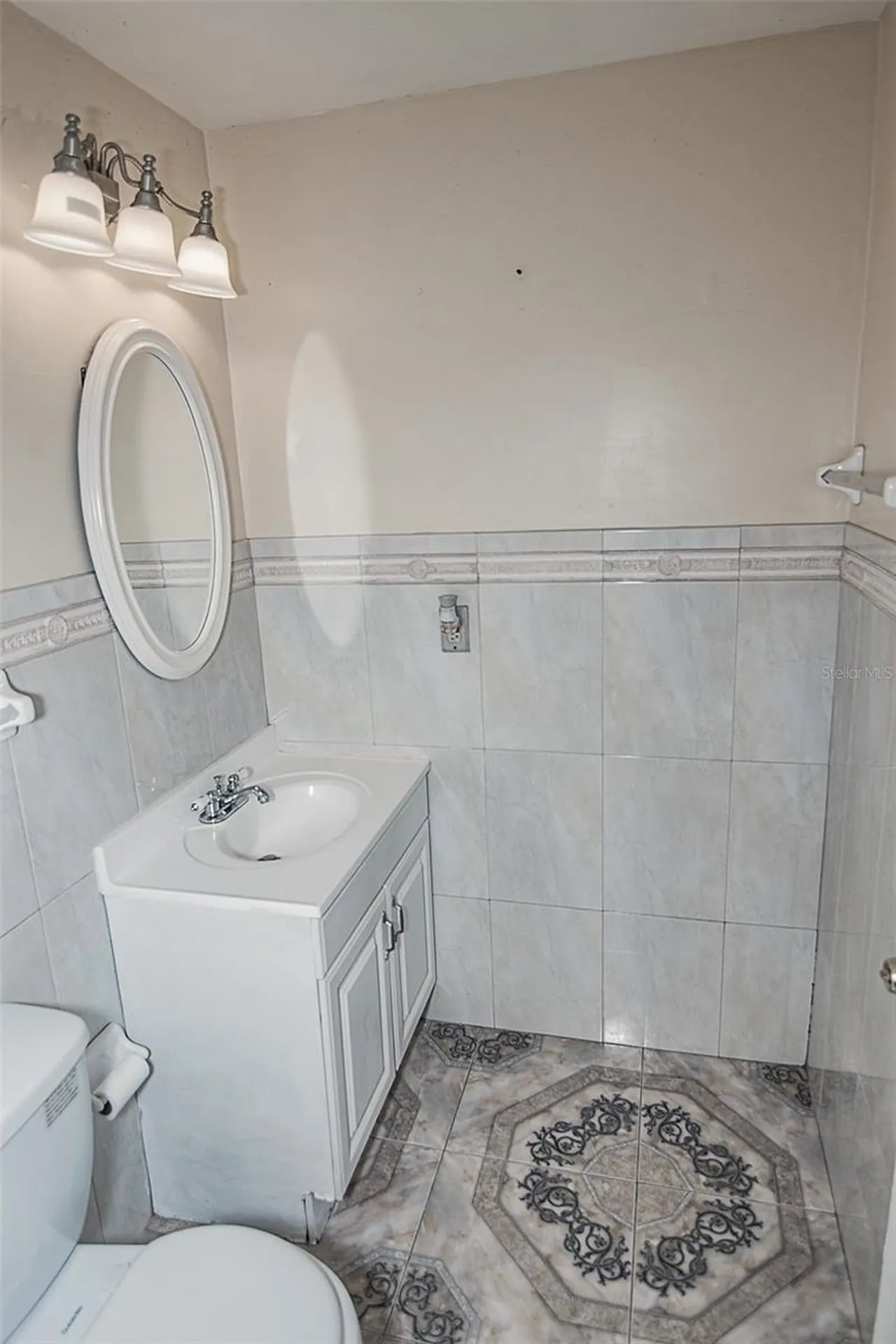 5810 N Thatcher Avenue Tampa FL 33614