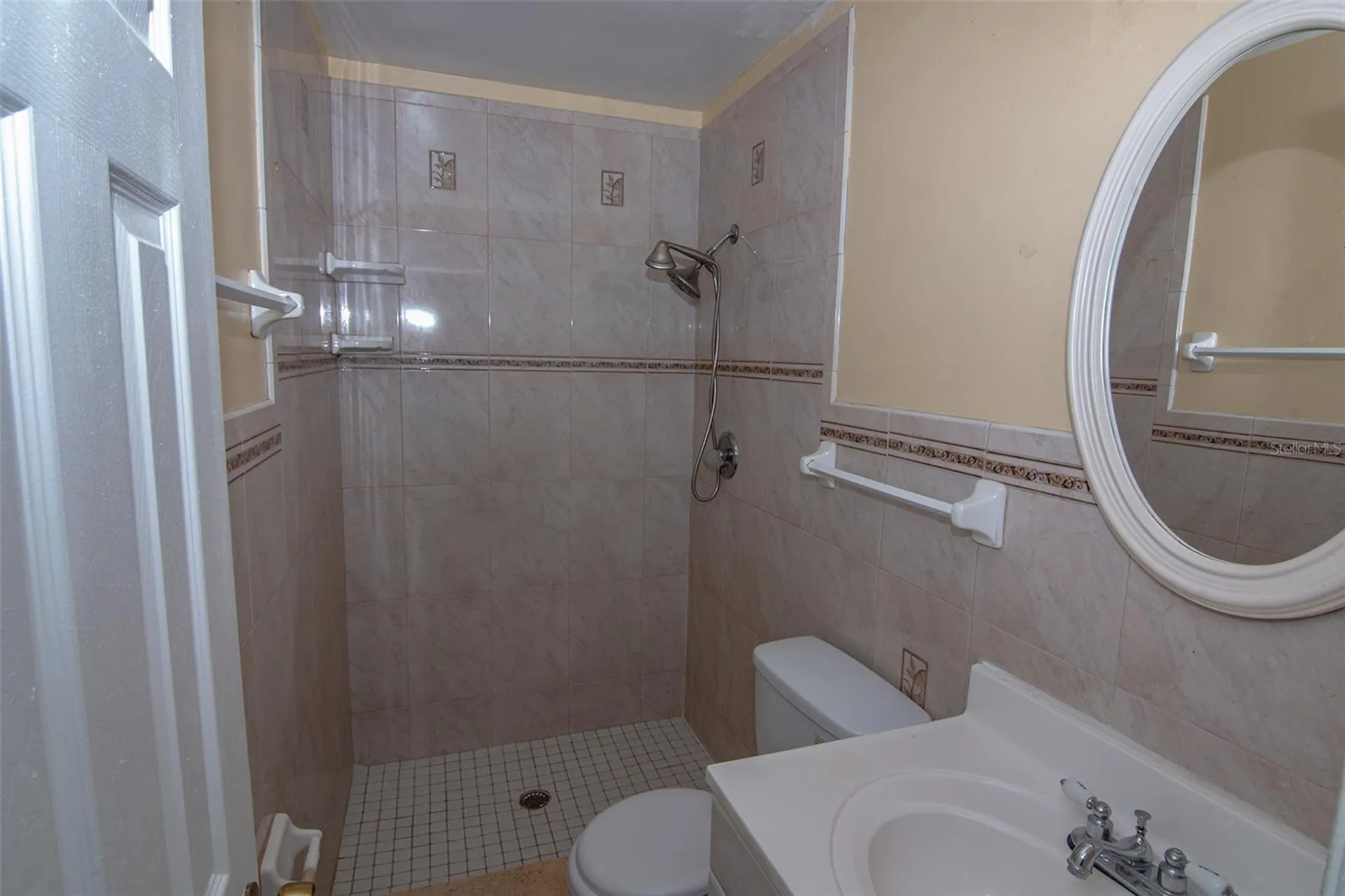 5810 N Thatcher Avenue Tampa FL 33614