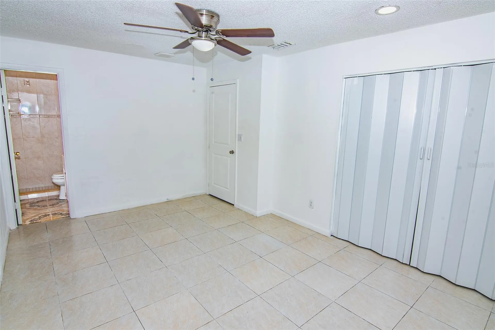 5810 N Thatcher Avenue Tampa FL 33614