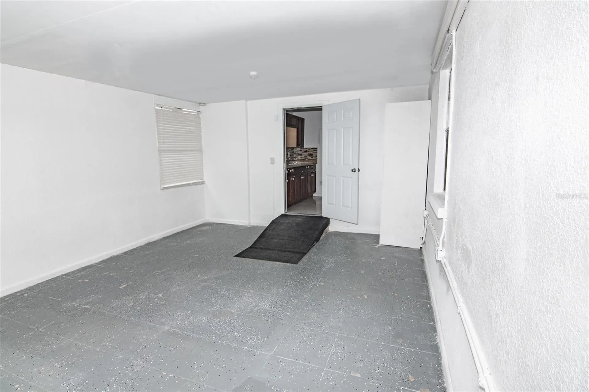 5810 N Thatcher Avenue Tampa FL 33614