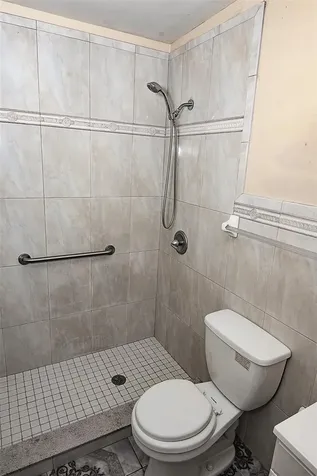5810 N Thatcher Avenue Tampa FL 33614
