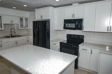 5810 N Thatcher Avenue Tampa FL 33614